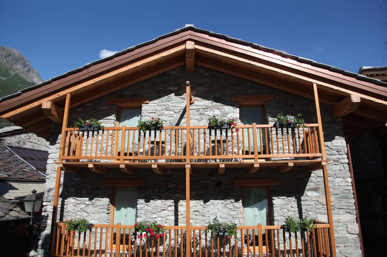 Mi Casa Tu Casa Bed & Breakfast Brusson Exterior photo